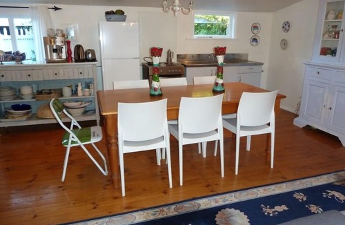 Glentunnel House | Stylish Cottage in beautiful garden setting