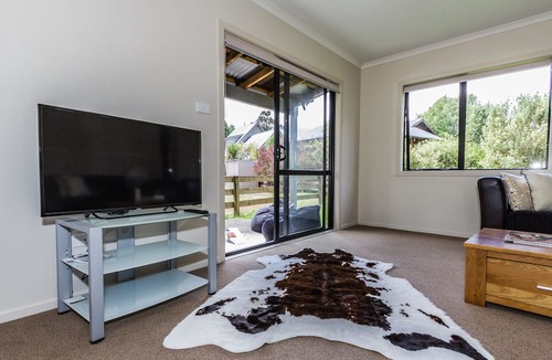 Ohakune House | Escape on Alpine - Ohakune Holiday Home