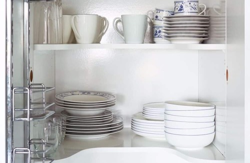 Oakura House | Te Moana - A perfectly situated and homely bach.