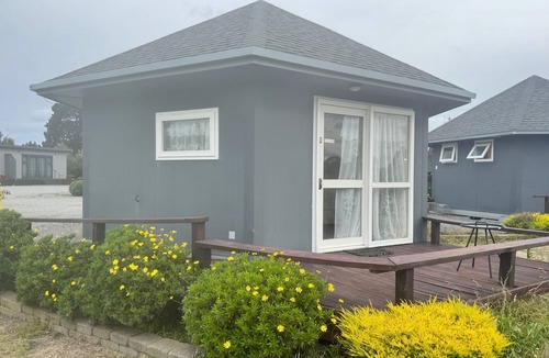 Kaiapoi Hotel | Pine Lake View Lodge