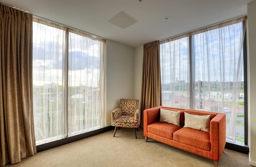 Manurewa Hotel | Ramada Suites by Wyndham Auckland Manukau Pacific Centre