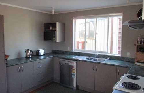 Waikanae House | Eventide Holiday House - wifi