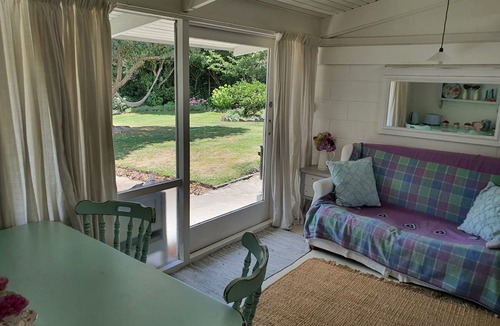 Havelock North Apartment | Stunning Birdsong Studio in Havelock North