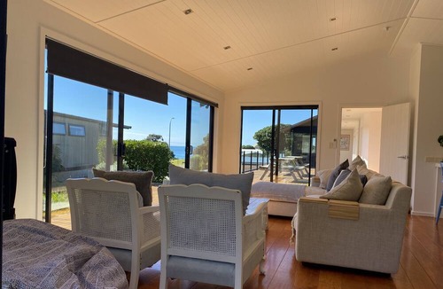 Wainui House | Wainui beach holiday Bach