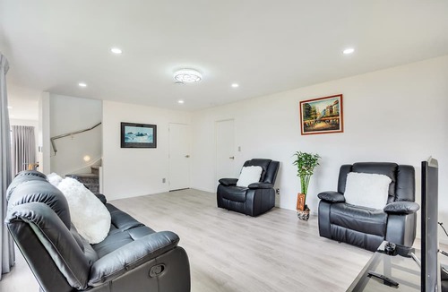 Mangere House | Superb Holiday Home near Airport