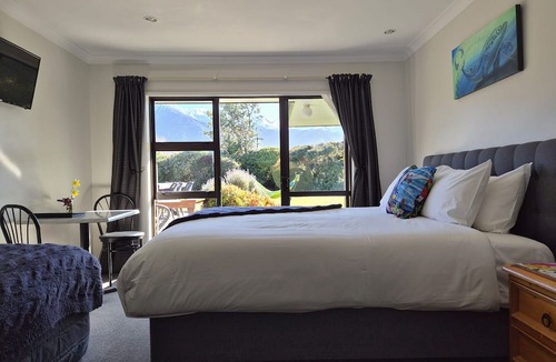Kaikoura Bed & Breakfast | Te Mahuru Retreat