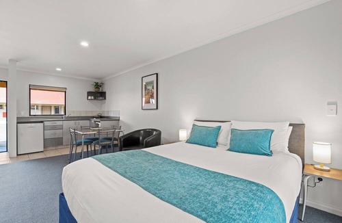 Greytown Hotel | ASURE Oak Estate Motor Lodge