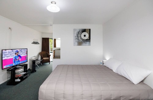 Foxton Hotel | Celtic Motel