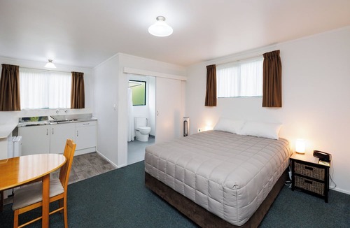 Foxton Hotel | Celtic Motel