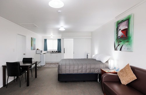 Foxton Hotel | Celtic Motel