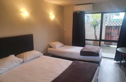Epsom Hotel | Ascot Epsom Motel