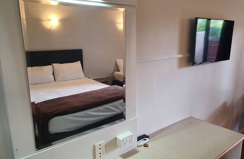 Epsom Hotel | Ascot Epsom Motel
