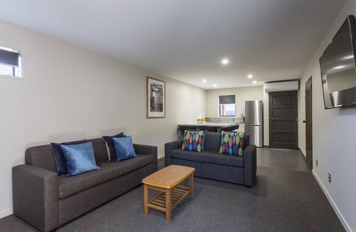 North Dunedin Hotel | Dunedin Motel and Villas