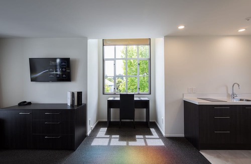 Merivale Hotel | Pavilions Hotel