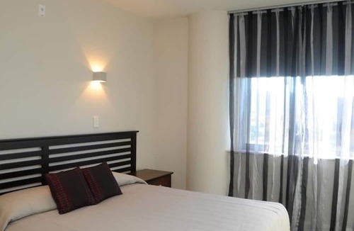 Gisborne Hotel | Emerald Hotel