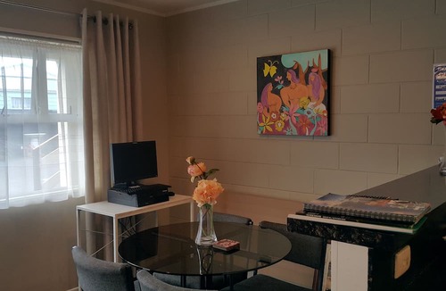 Rotorua Hotel | Six on Union