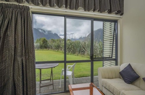 Fox Glacier Hotel | Sunset Motel