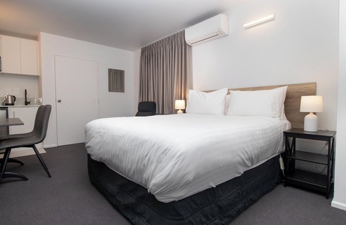 Epsom Hotel | The Haven Newmarket Suites