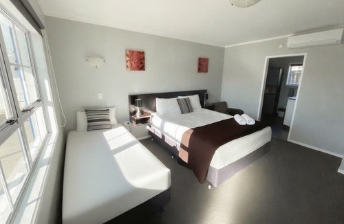 Claudelands Hotel | Boundary Court Motor Inn