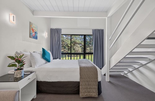 Newlands Hotel | Capital Lodge Motor Inn