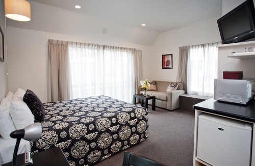 North Dunedin Hotel | Cable Court Motel