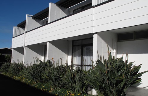 New Plymouth Hotel | Auto Lodge Motor Inn