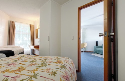 Whangarei Hotel | Motel Six