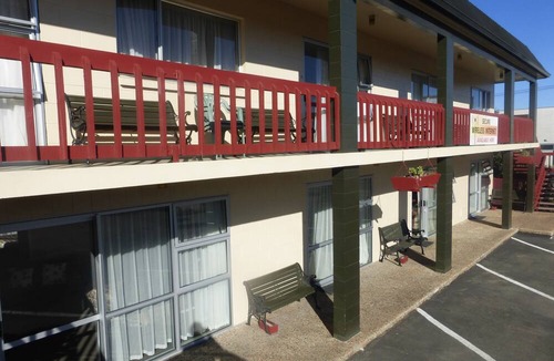 Oamaru Hotel | Alpine Motel