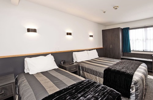 Invercargill Hotel | Balmoral Lodge Motel