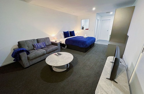Fenton Street Hotel | Brylin Motel
