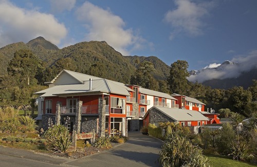 Fox Glacier Cabin | Scenic Hotel Te Weheka