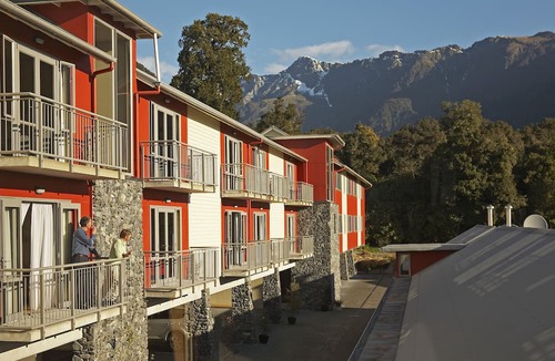 Fox Glacier Cabin | Scenic Hotel Te Weheka