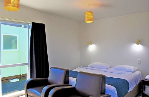 Westshore Hotel | Comfort Inn Westshore Beach