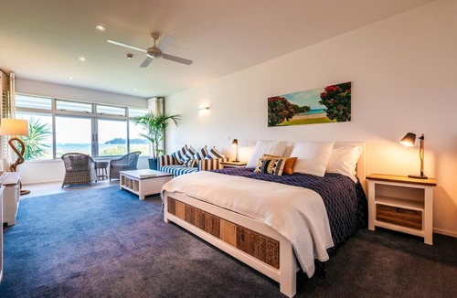 Blackpool Bed & Breakfast | Waiheke Waterfront Lodge