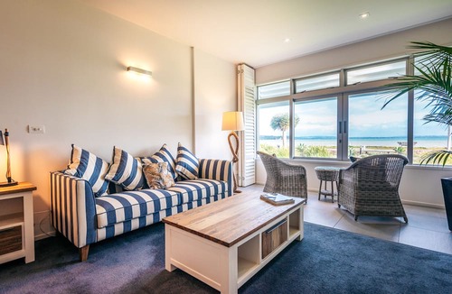 Blackpool Bed & Breakfast | Waiheke Waterfront Lodge