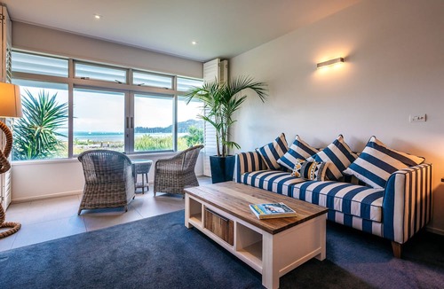 Blackpool Bed & Breakfast | Waiheke Waterfront Lodge