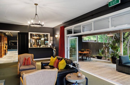 Warkworth Cabin | Woodhouse Mountain Lodge