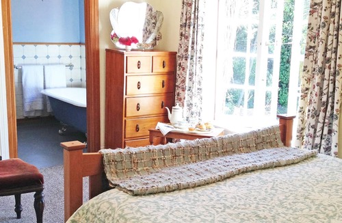 Akaroa Hotel | Blythcliffe