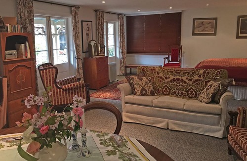 Akaroa Hotel | Blythcliffe