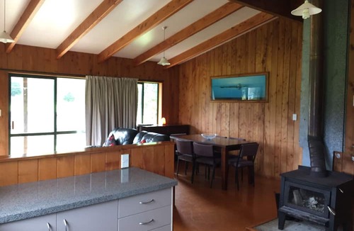 Colville House | Self Contained House @ White Star Station Colville