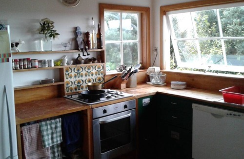 Whakatane District House | Farmhouse, close to Ohope Beach