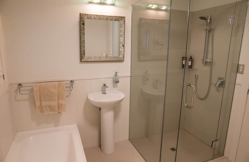 Haumoana House | 3 Bedroom House Tuki Tuki Valley (Sojourn)