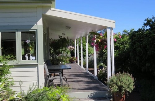 Awakeri Other | Tranquil Farmhouse Getaway - 10 Min Drive to Town
