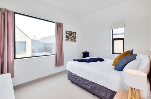 Hobsonville House | Wonderful Hobsonville Three Bedroom Home