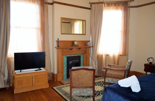 Kaikohe Cabin | Left Bank