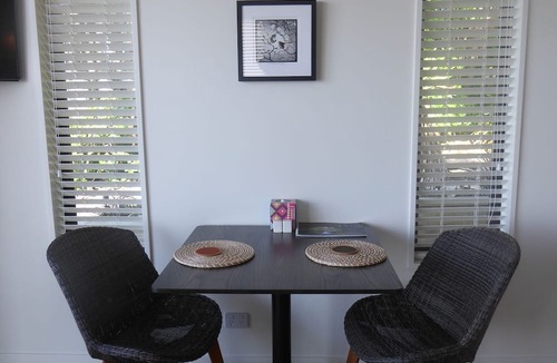 Cape Foulwind Cabin | The Bay House Beachfront Accommodation