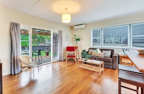 Grey Lynn House | Sunny Grey Lynn Holiday Home