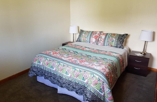 Kumara Hostel | Kumara Historic Cottages - Hostel
