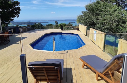 Parua Bay Bed & Breakfast | Kauri Villas