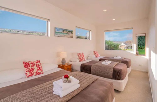 Hahei House | Tatahi Lodge Beach Resort